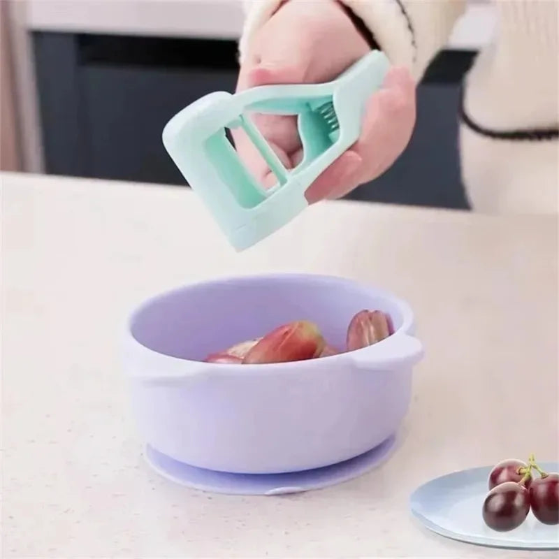 Toddler Grape Cutter, Stainless Steel Fruit Slicer for Baby, Kitchen Gadget to Quarter Grapes and Tomatoes