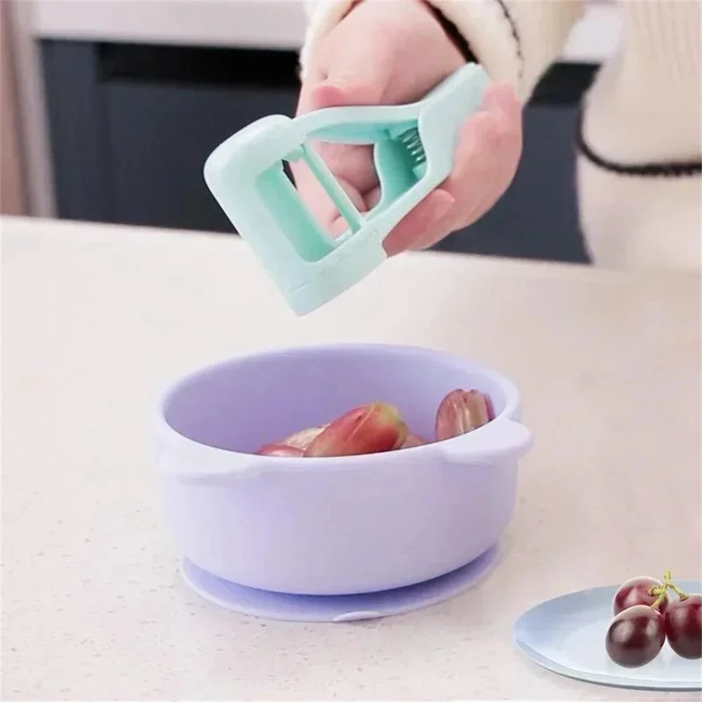 Toddler Grape Cutter, Stainless Steel Fruit Slicer for Baby, Kitchen Gadget to Quarter Grapes and Tomatoes