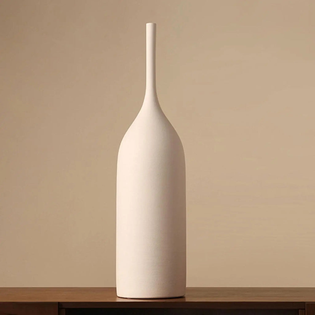 minimalist porcelain decorative vase