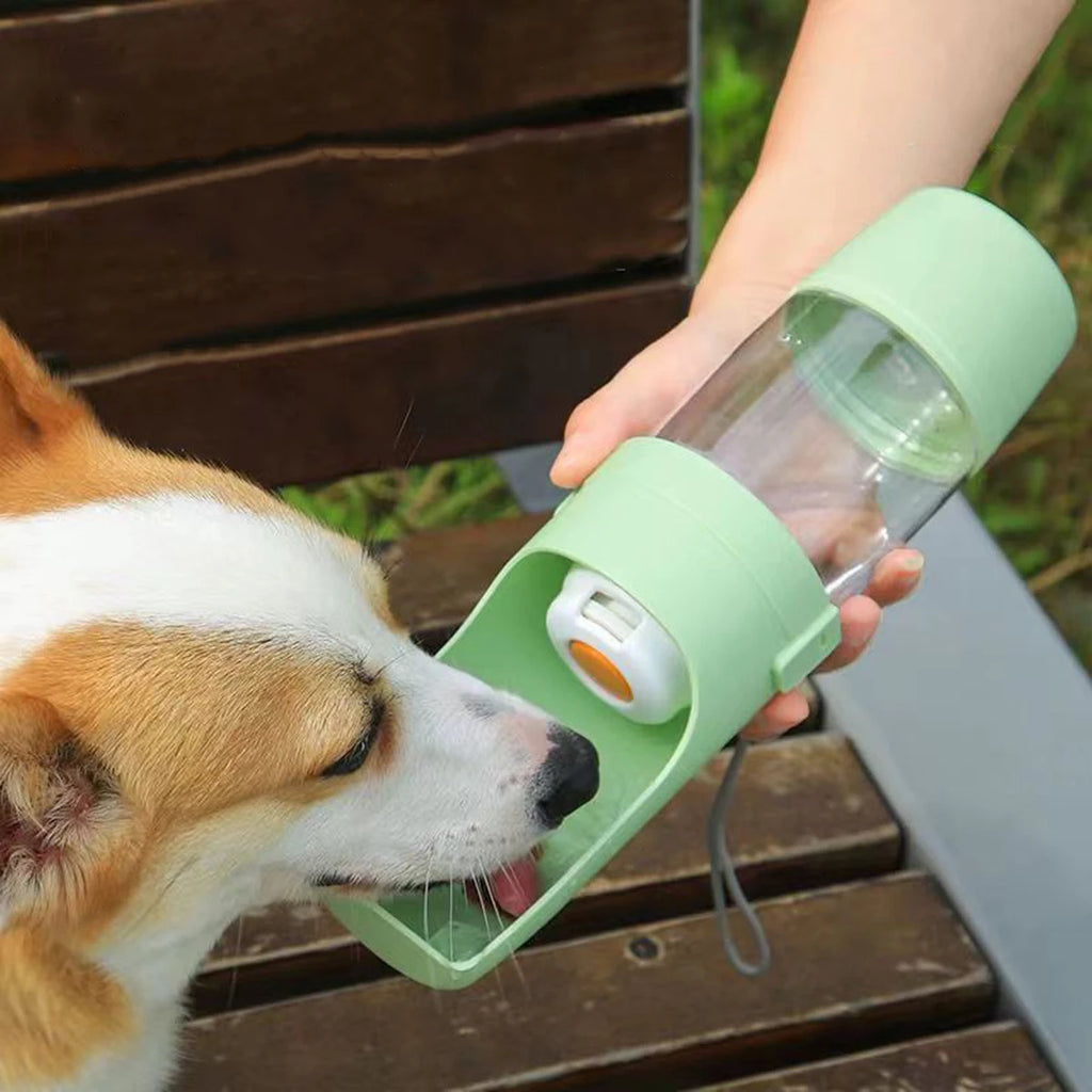  Food and Water Container for Puppy Pets